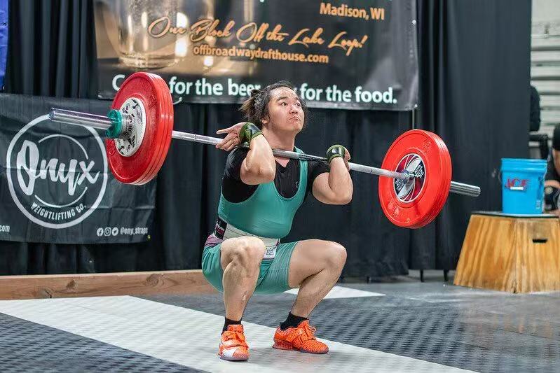 Weightlifting image 3